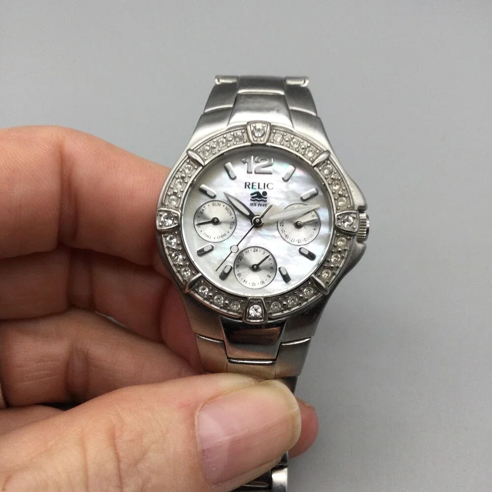 Relic Wet Womens Watch 31mm White MOP Dial Crystals New Battery 6.5